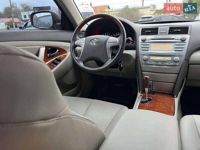 Седан Toyota Camry 2008 в Одессе