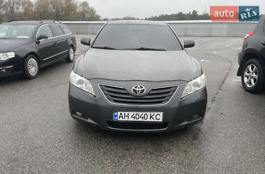 Седан Toyota Camry 2007 в Киеве