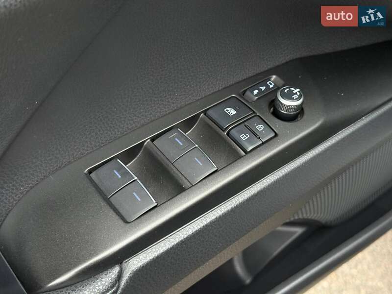 Седан Toyota Camry 2021 в Кривом Роге