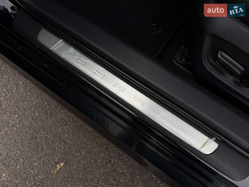 Седан Toyota Camry 2021 в Кривом Роге