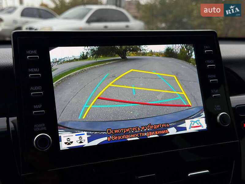 Седан Toyota Camry 2021 в Кривом Роге