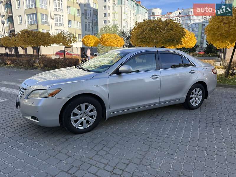 Седан Toyota Camry 2007 в Ивано-Франковске