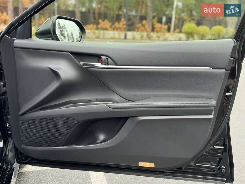 Седан Toyota Camry 2022 в Києві фото 67 Седан Toyota Camry 2022 в Києві