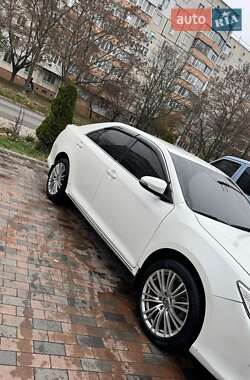 Седан Toyota Camry 2013 в Білій Церкві