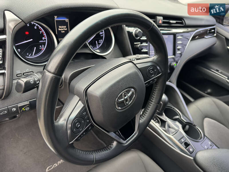 Седан Toyota Camry 2018 в Житомире фото 13 Седан Toyota Camry 2018 в Житомире