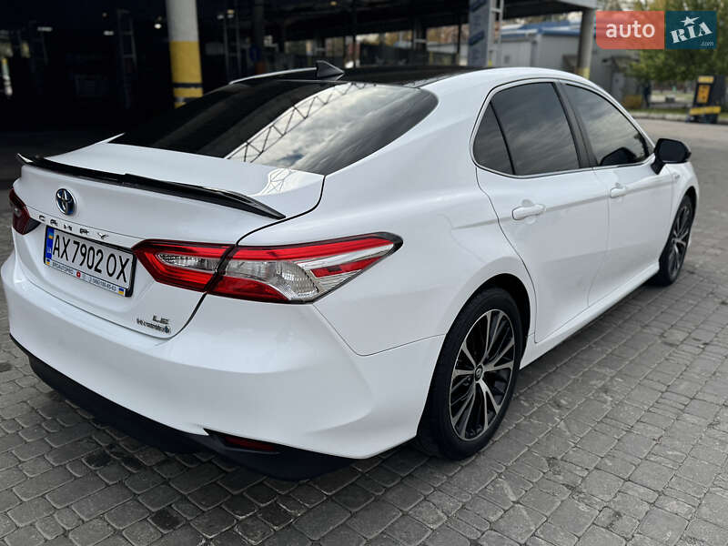 Седан Toyota Camry 2019 в Харькове фото 4 Седан Toyota Camry 2019 в Харькове