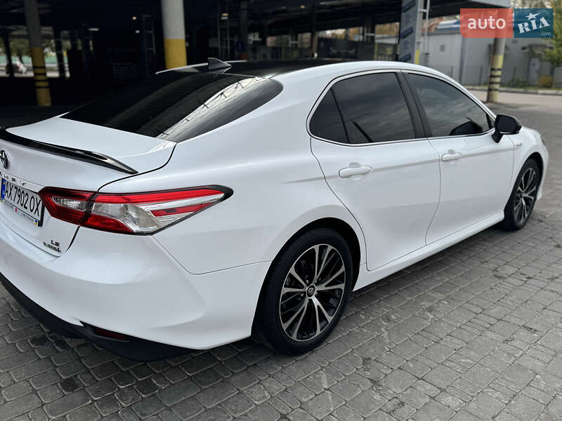 Седан Toyota Camry 2019 в Харькове фото 13 Седан Toyota Camry 2019 в Харькове