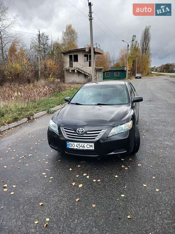 Седан Toyota Camry 2009 в Овруче