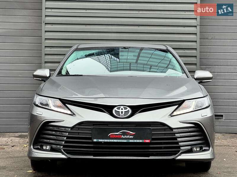 Седан Toyota Camry 2022 в Киеве фото 7 Седан Toyota Camry 2022 в Киеве