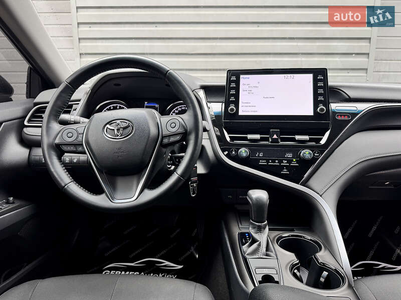 Седан Toyota Camry 2022 в Киеве фото 20 Седан Toyota Camry 2022 в Киеве