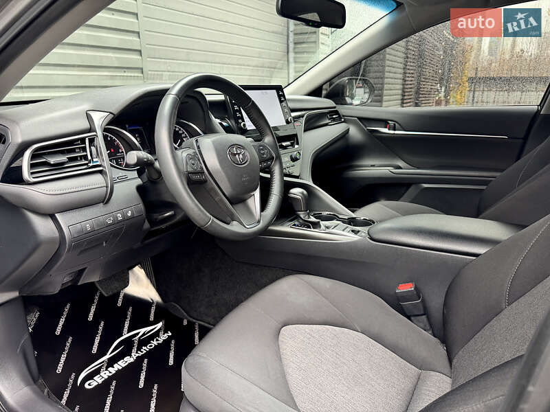 Седан Toyota Camry 2022 в Киеве фото 23 Седан Toyota Camry 2022 в Киеве
