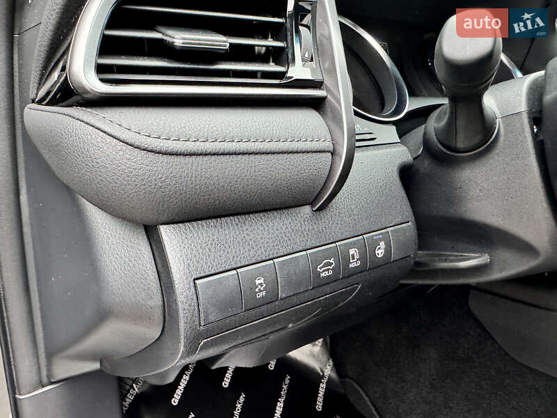 Седан Toyota Camry 2022 в Киеве фото 31 Седан Toyota Camry 2022 в Киеве