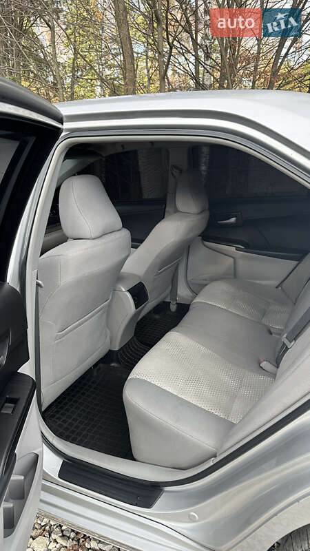 Седан Toyota Camry 2011 в Яремчі фото 4 Седан Toyota Camry 2011 в Яремчі