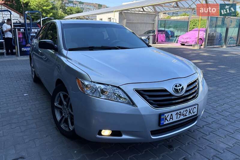 Седан Toyota Camry 2006 в Одессе