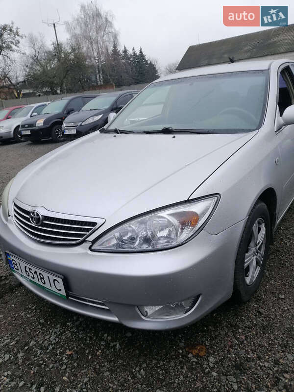Седан Toyota Camry 2003 в Лубнах фото 2 Седан Toyota Camry 2003 в Лубнах
