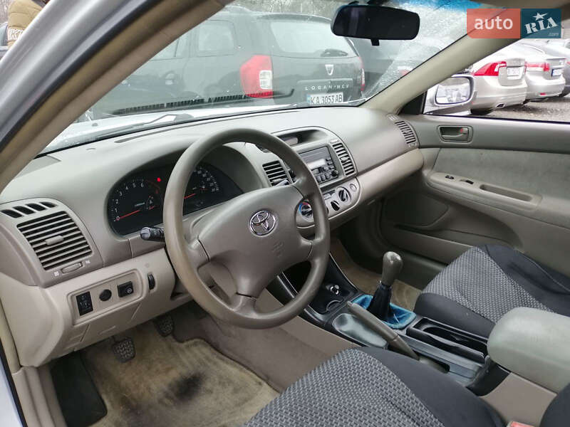 Седан Toyota Camry 2003 в Лубнах фото 16 Седан Toyota Camry 2003 в Лубнах