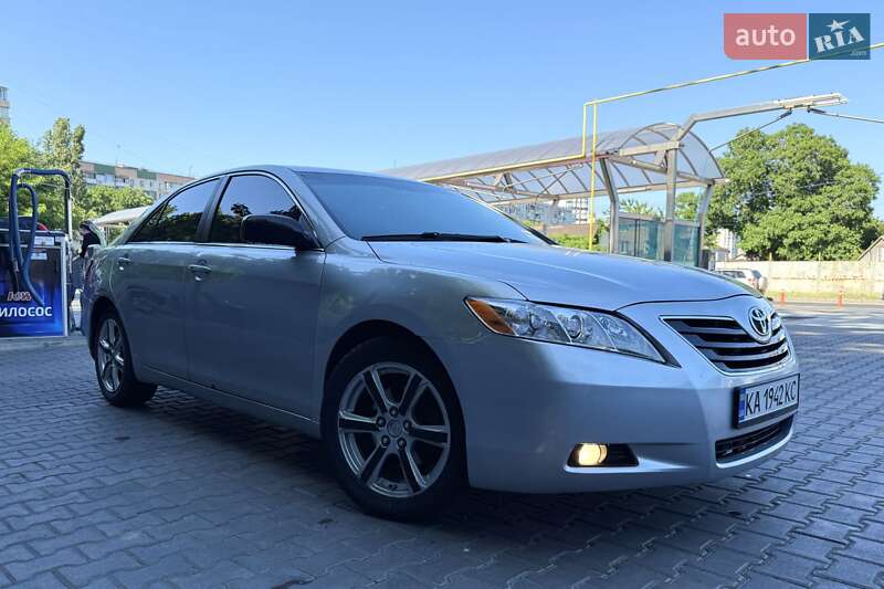Седан Toyota Camry 2006 в Одессе
