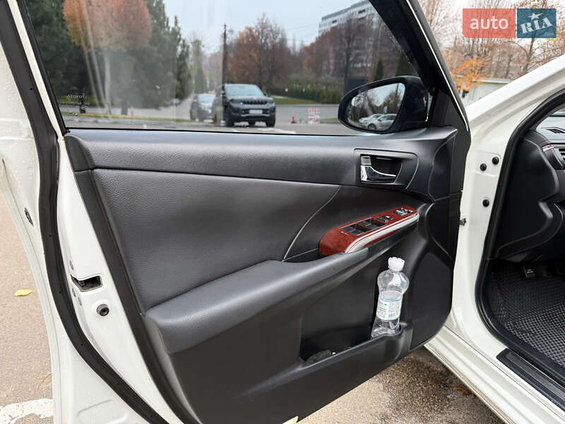 Седан Toyota Camry 2011 в Киеве фото 4 Седан Toyota Camry 2011 в Киеве
