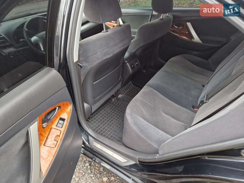 Седан Toyota Camry 2008 в Харькове