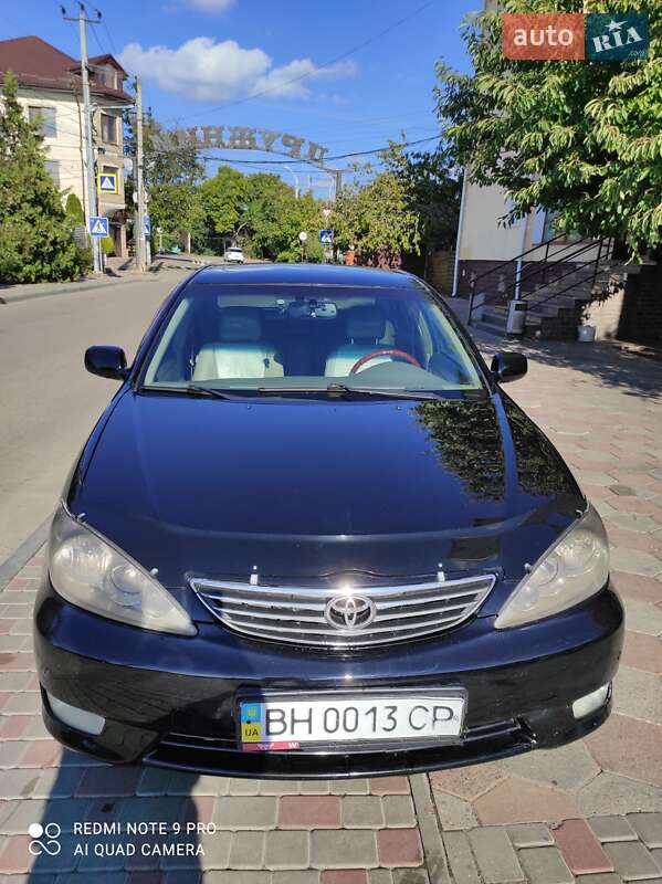 Седан Toyota Camry 2005 в Одессе