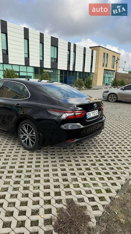Седан Toyota Camry 2022 в Хмельницком фото 7 Седан Toyota Camry 2022 в Хмельницком