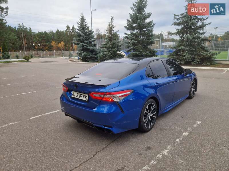 Седан Toyota Camry 2017 в Киеве фото 20 Седан Toyota Camry 2017 в Киеве