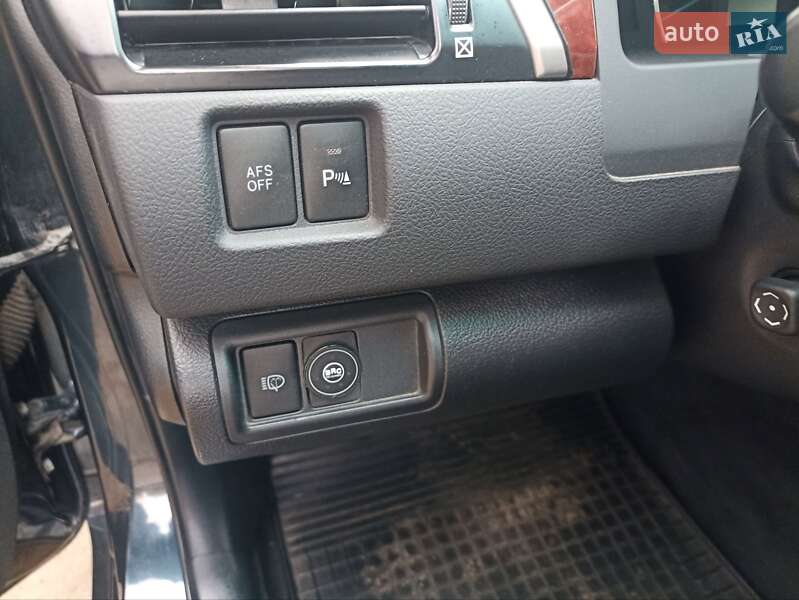 Седан Toyota Camry 2012 в Харькове