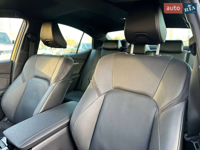 Седан Toyota Camry 2024 в Киеве фото 34 Седан Toyota Camry 2024 в Киеве