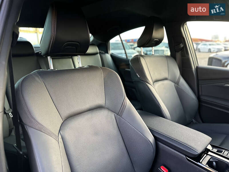 Седан Toyota Camry 2024 в Киеве фото 59 Седан Toyota Camry 2024 в Киеве