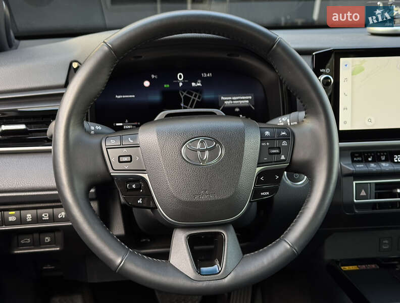 Седан Toyota Camry 2024 в Киеве фото 18 Седан Toyota Camry 2024 в Киеве