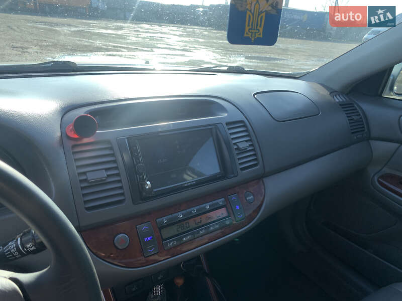 Седан Toyota Camry 2004 в Умани фото 14 Седан Toyota Camry 2004 в Умани