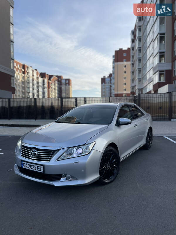 Седан Toyota Camry 2012 в Умани фото 5 Седан Toyota Camry 2012 в Умани