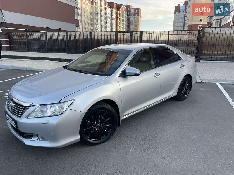 Седан Toyota Camry 2012 в Умани фото 7 Седан Toyota Camry 2012 в Умани