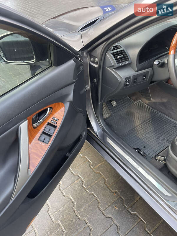 Седан Toyota Camry 2009 в Тернополе фото 12 Седан Toyota Camry 2009 в Тернополе
