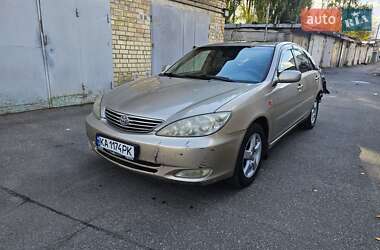 Седан Toyota Camry 2003 в Києві