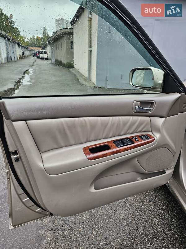 Седан Toyota Camry 2003 в Киеве фото 14 Седан Toyota Camry 2003 в Киеве
