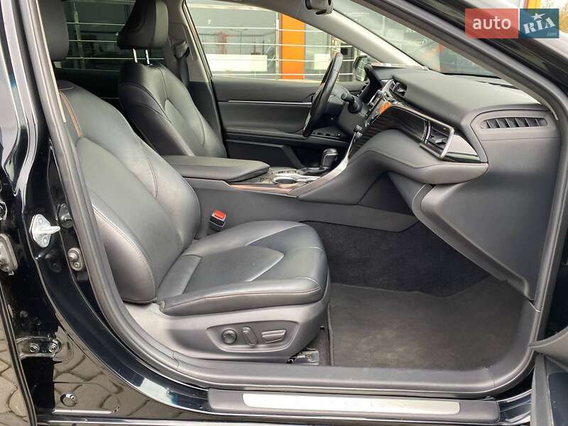 Седан Toyota Camry 2020 в Львові фото 24 Седан Toyota Camry 2020 в Львові