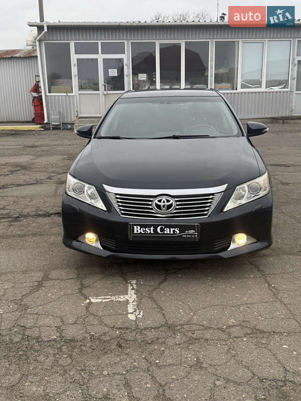 Седан Toyota Camry 2011 в Киеве фото Седан Toyota Camry 2011 в Киеве