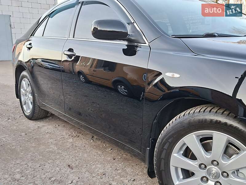 Седан Toyota Camry 2008 в Нежине
