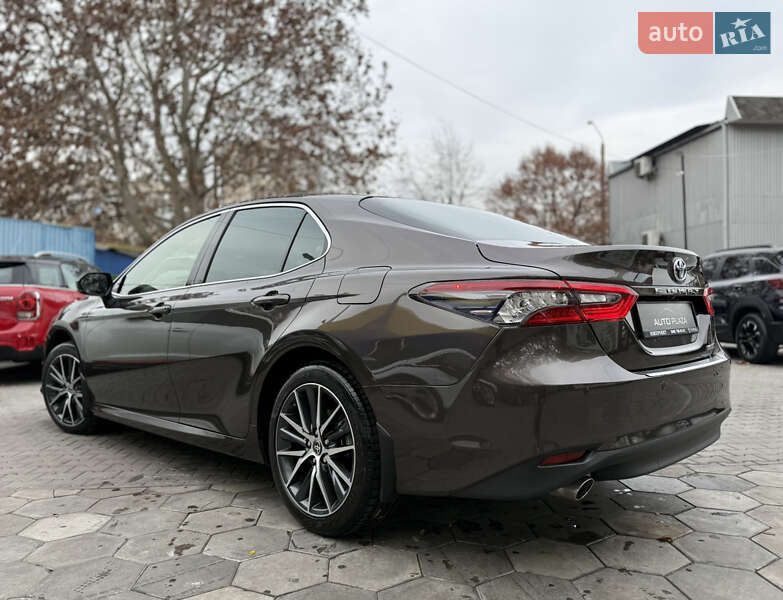 Седан Toyota Camry 2021 в Одессе