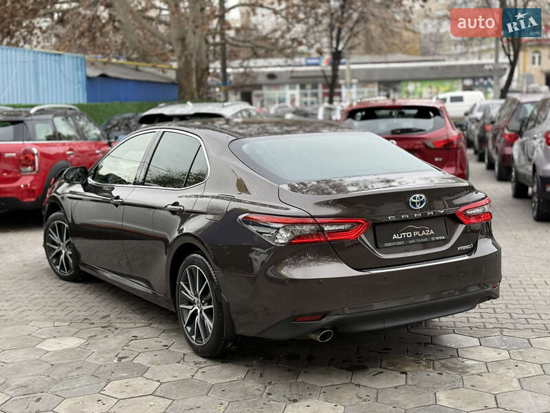 Седан Toyota Camry 2021 в Одессе