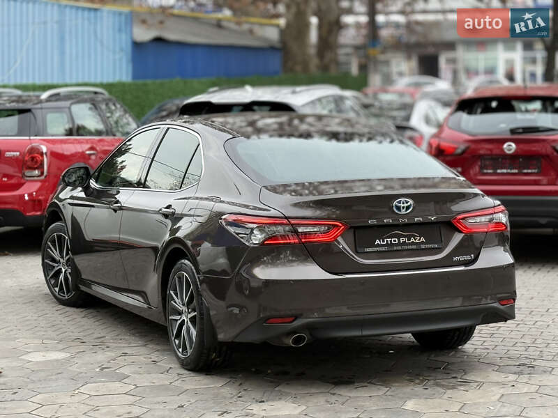 Седан Toyota Camry 2021 в Одессе