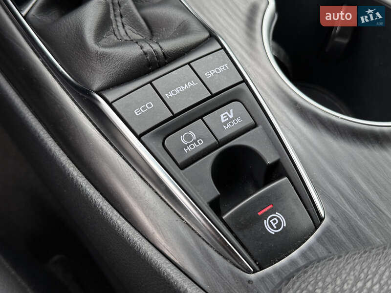 Седан Toyota Camry 2021 в Одессе