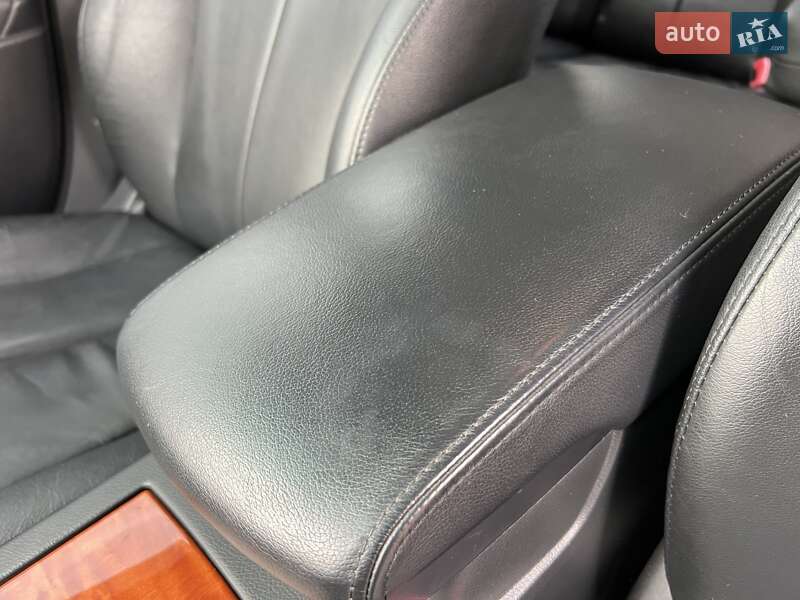 Седан Toyota Camry 2011 в Івано-Франківську