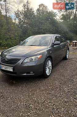 Седан Toyota Camry 2007 в Херсоне