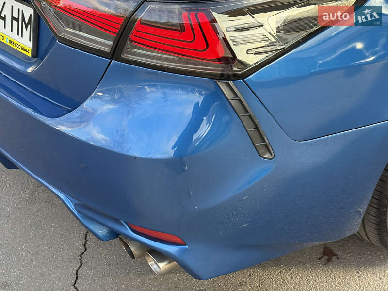 Седан Toyota Camry 2017 в Дніпрі