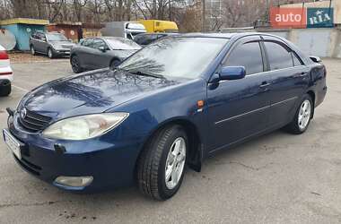 Седан Toyota Camry 2003 в Киеве