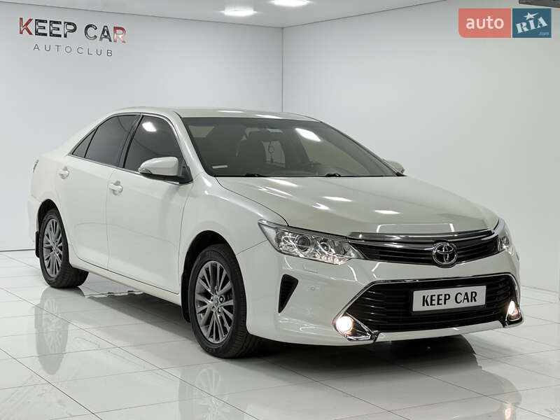 Седан Toyota Camry 2016 в Одесі