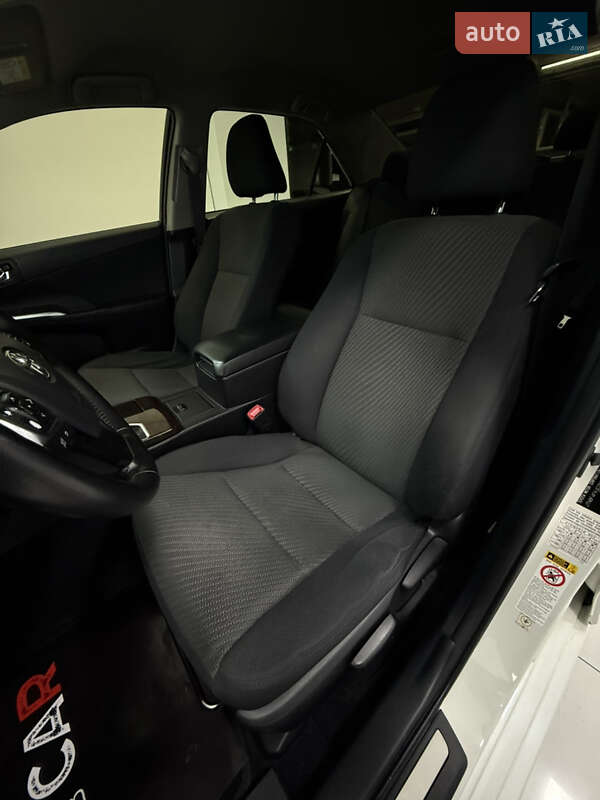 Седан Toyota Camry 2016 в Одесі