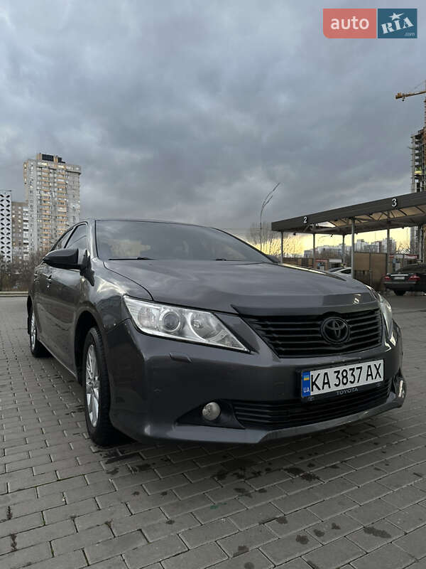 Седан Toyota Camry 2012 в Києві фото 3 Седан Toyota Camry 2012 в Києві